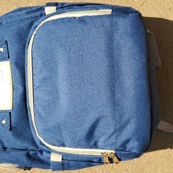 NWOT Mommy Loves You 3-in-1 Travel Backpack - Picture 4 of 16